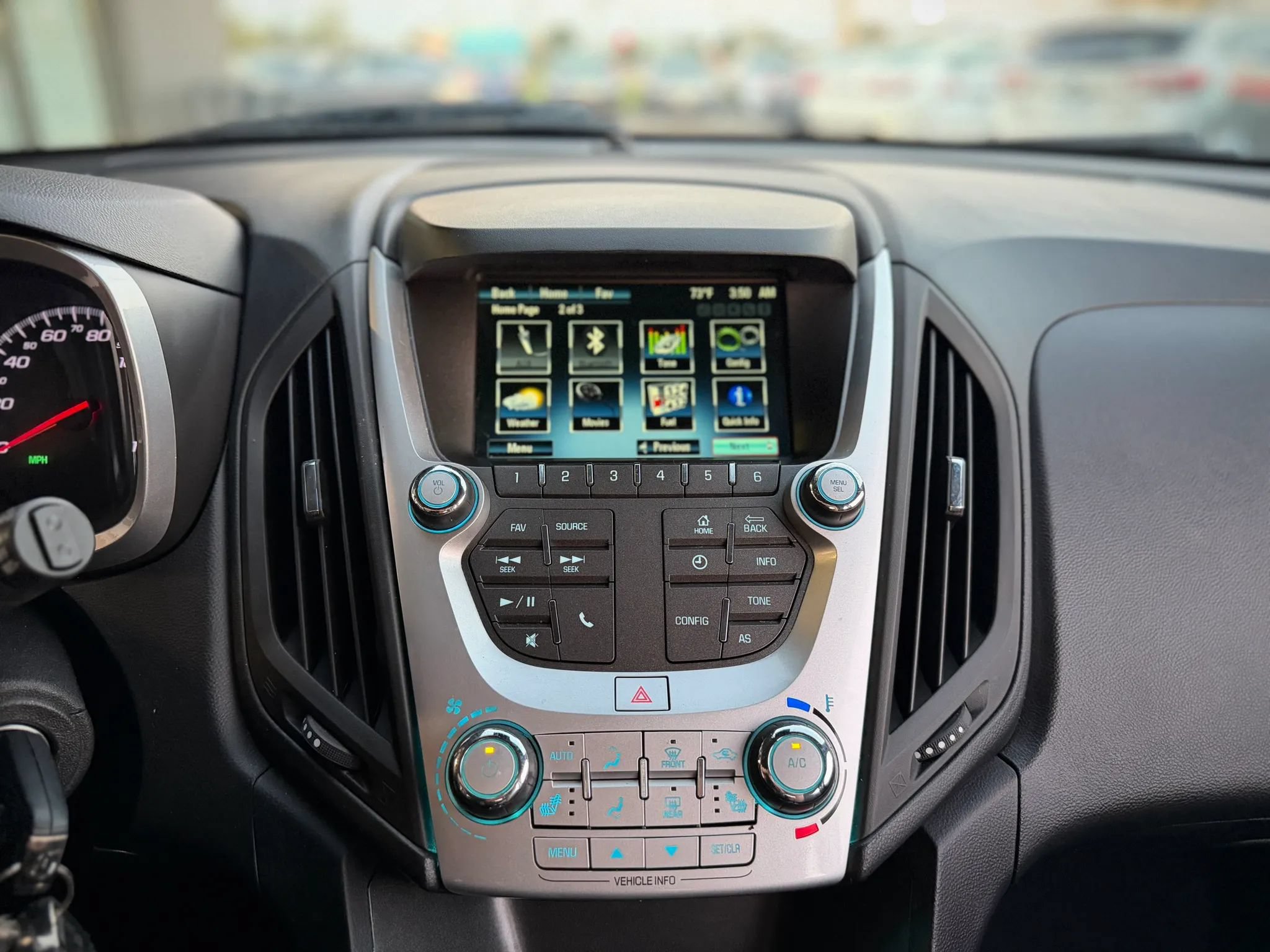 Used 2017 Chevrolet Equinox LT w/ Convenience Package FWD image 13