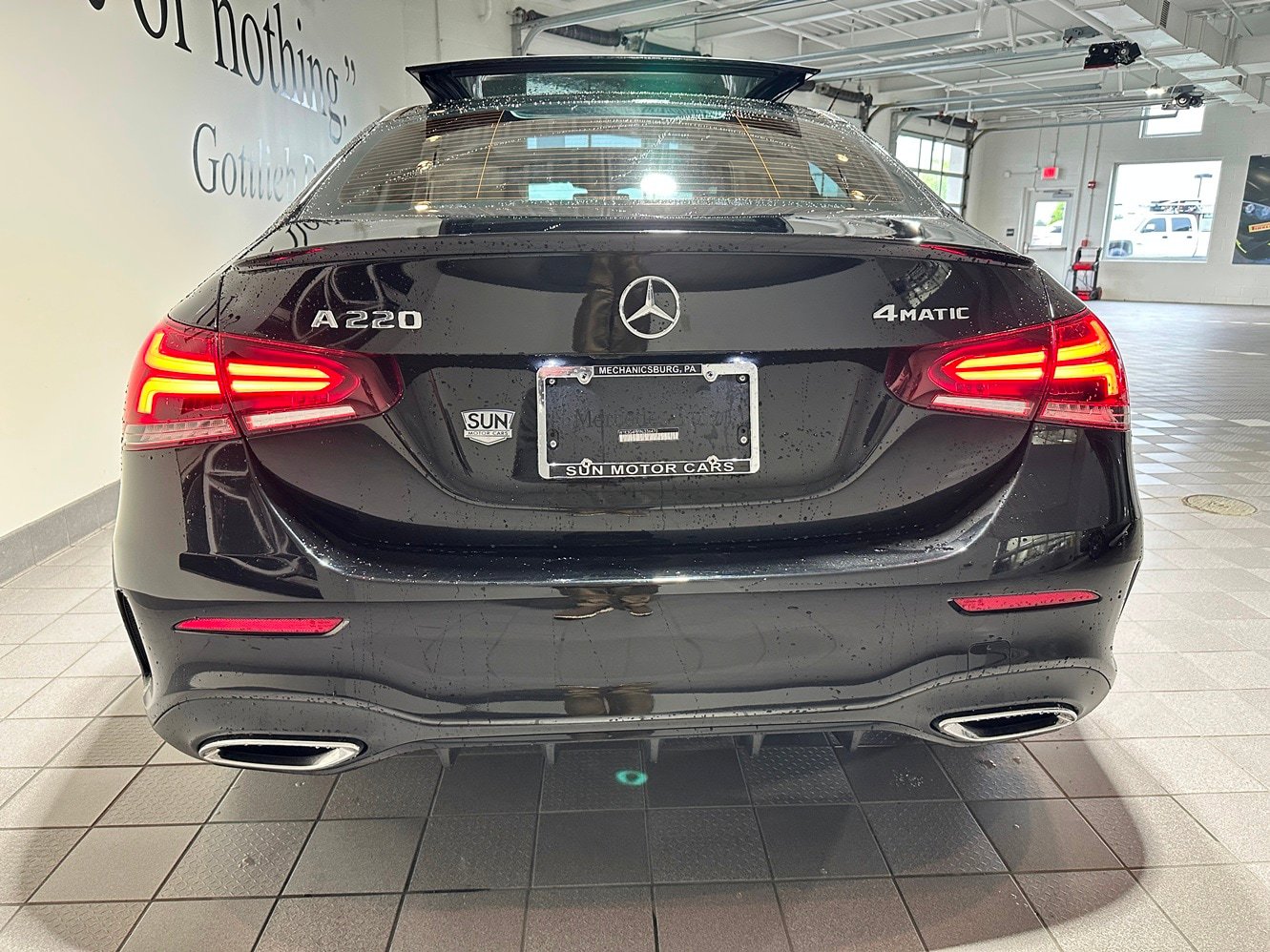 Certified 2022 Mercedes-Benz A 220 4MATIC image 4