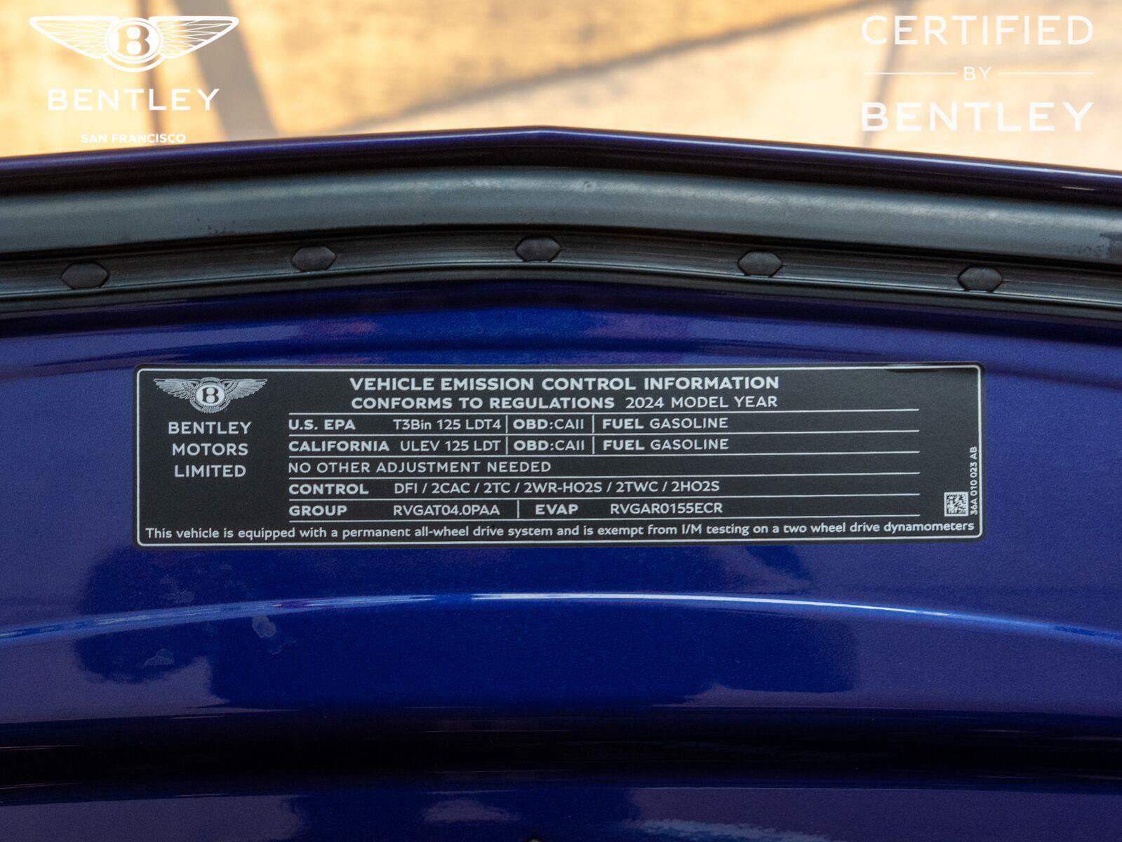 Used 2024 Bentley Bentayga AWD/4WD image 34