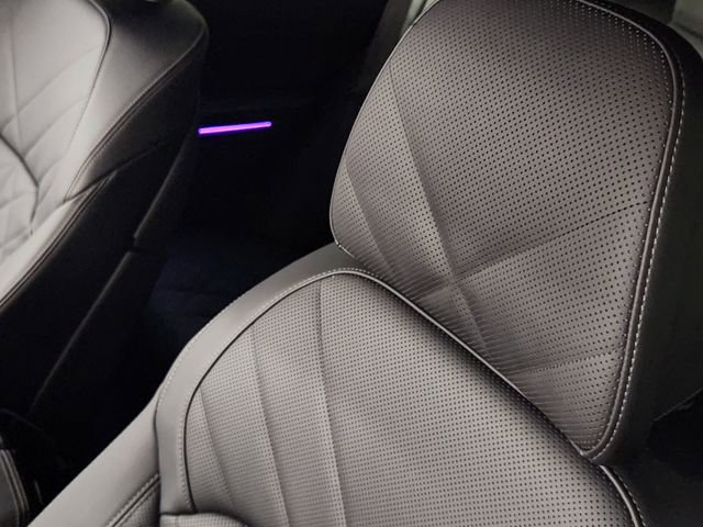 Used 2025 BMW X5 sDrive40i w/ M Sport Package image 15