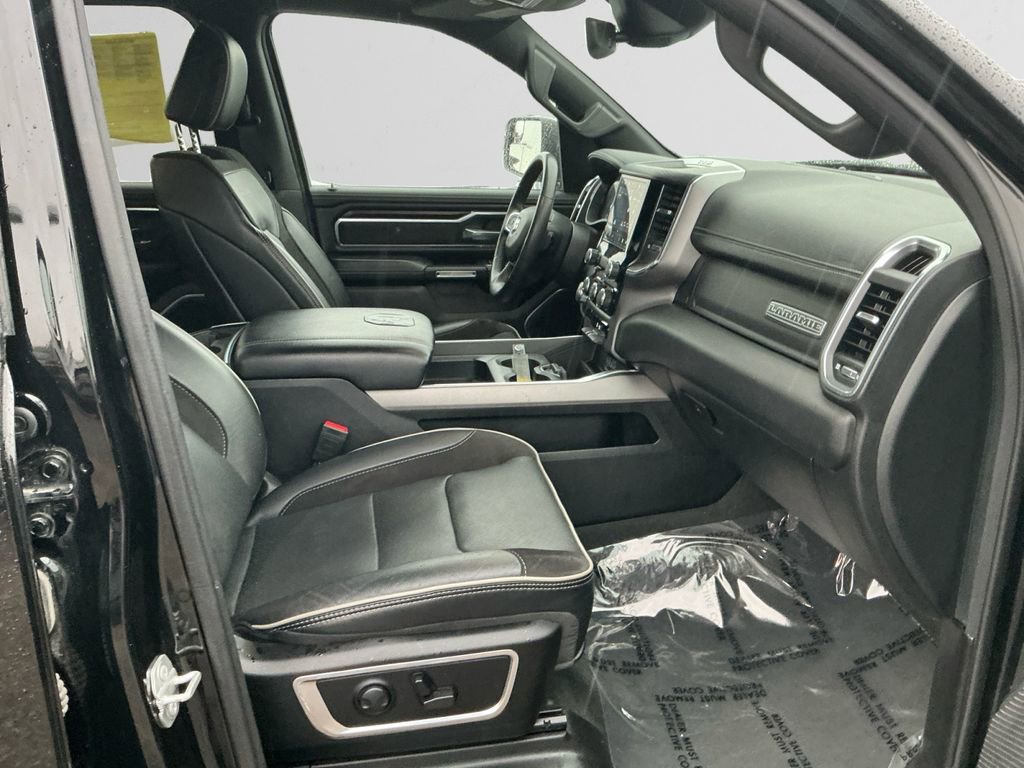 Used 2024 RAM 1500 Laramie image 15