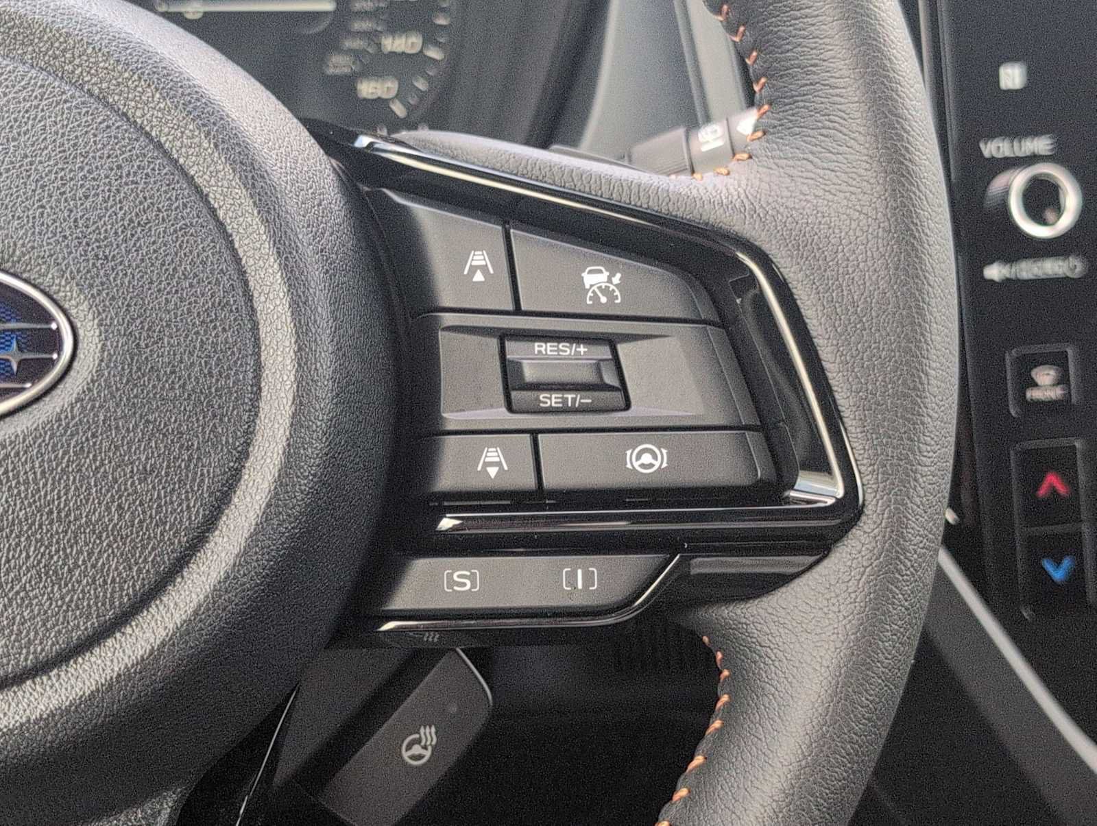 Used 2025 Subaru Forester Touring AWD/4WD image 24