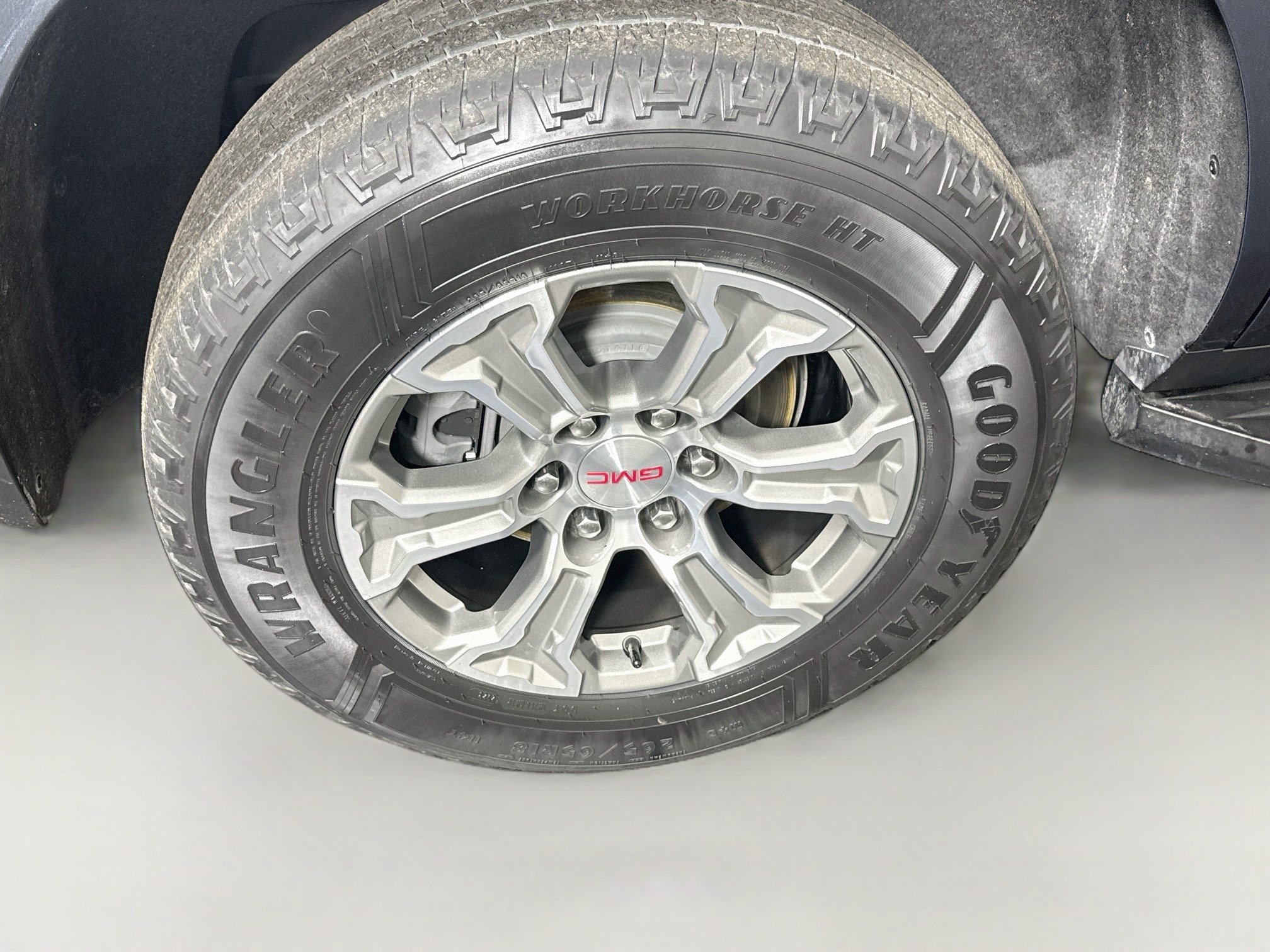 Used 2021 GMC Yukon SLE RWD image 33
