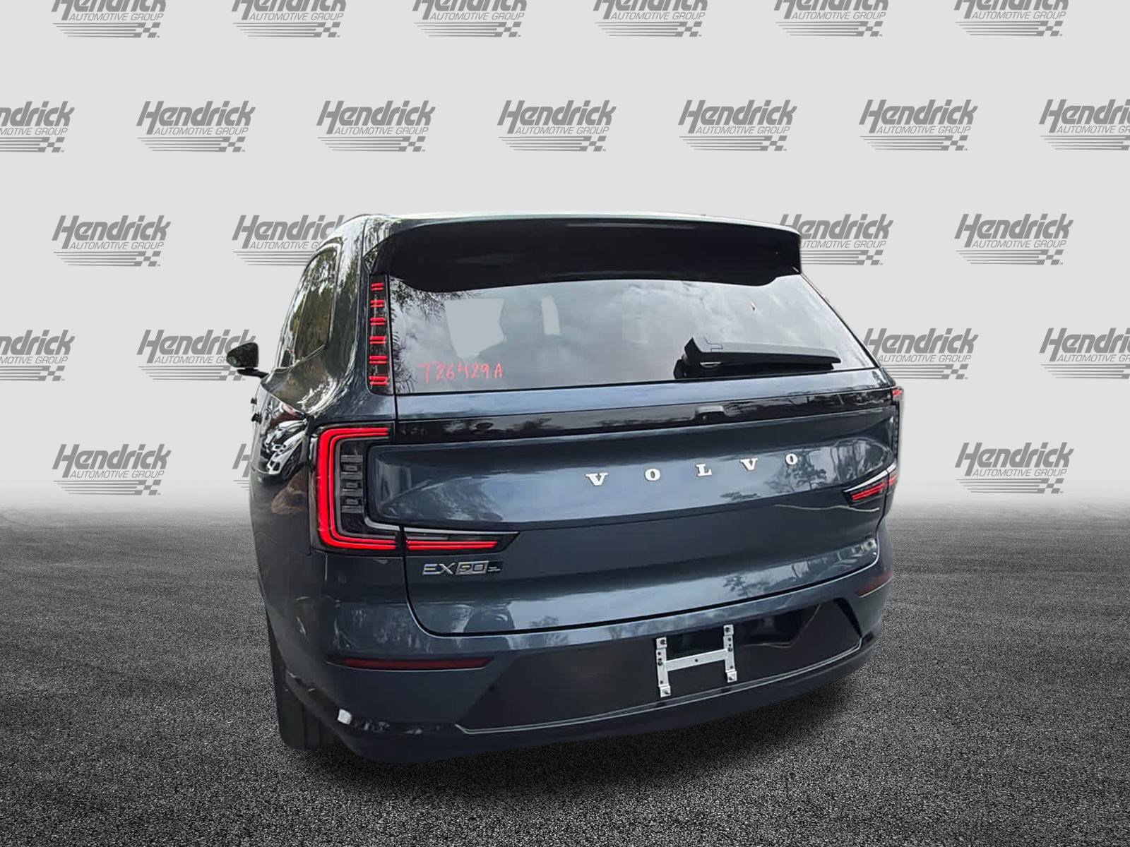 Certified 2025 Volvo EX90 Ultra image 11