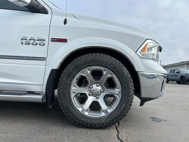 Used 2015 RAM 1500 Laramie w/ Convenience Group image 12