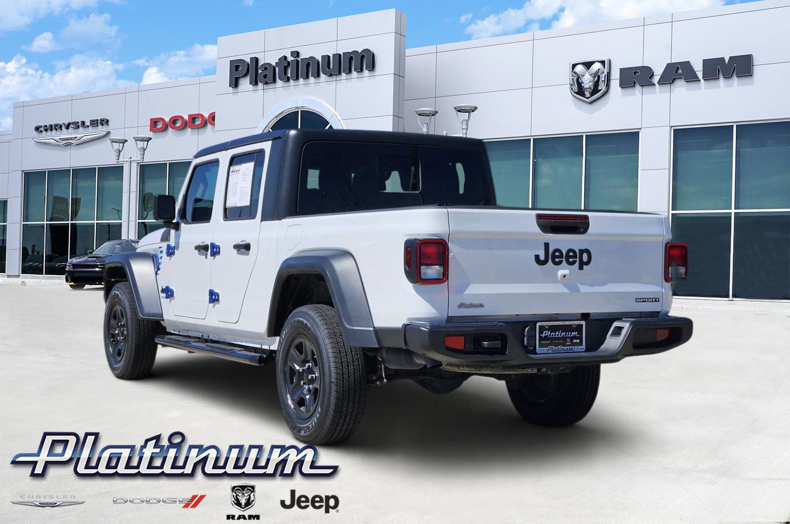 Used 2020 Jeep Gladiator Sport image 4