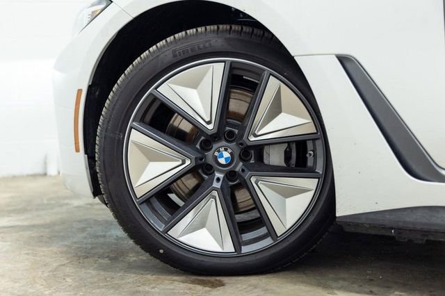 Used 2025 BMW i4 xDrive40i w/ Premium Package image 23