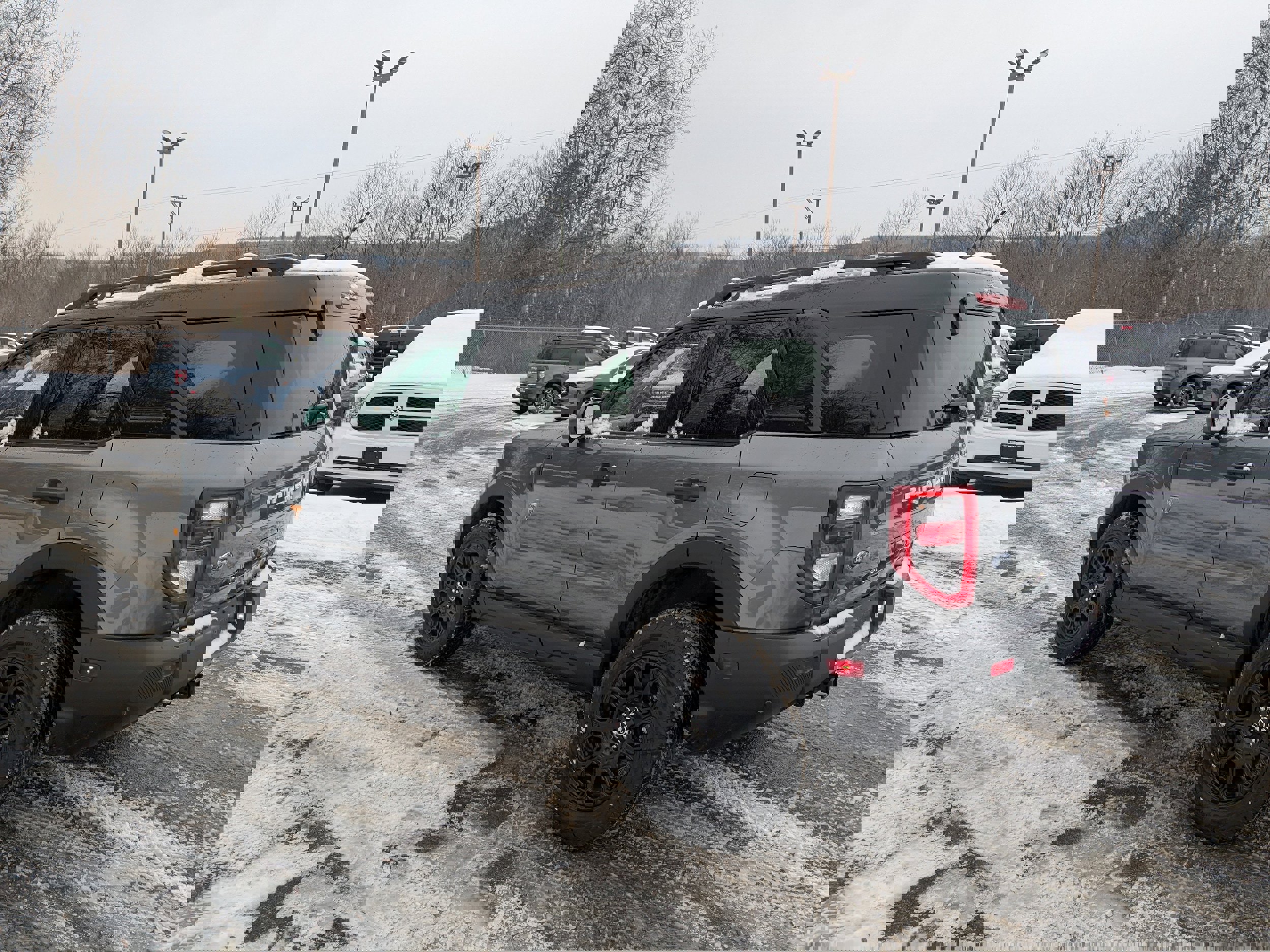 Used 2025 Ford Bronco Sport Badlands image 3