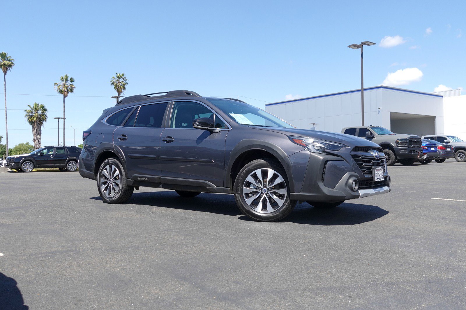 Certified 2023 Subaru Outback Limited AWD/4WD image 5