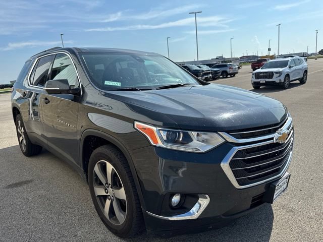 Used 2020 Chevrolet Traverse LT w/ LT Premium Package AWD/4WD image 4
