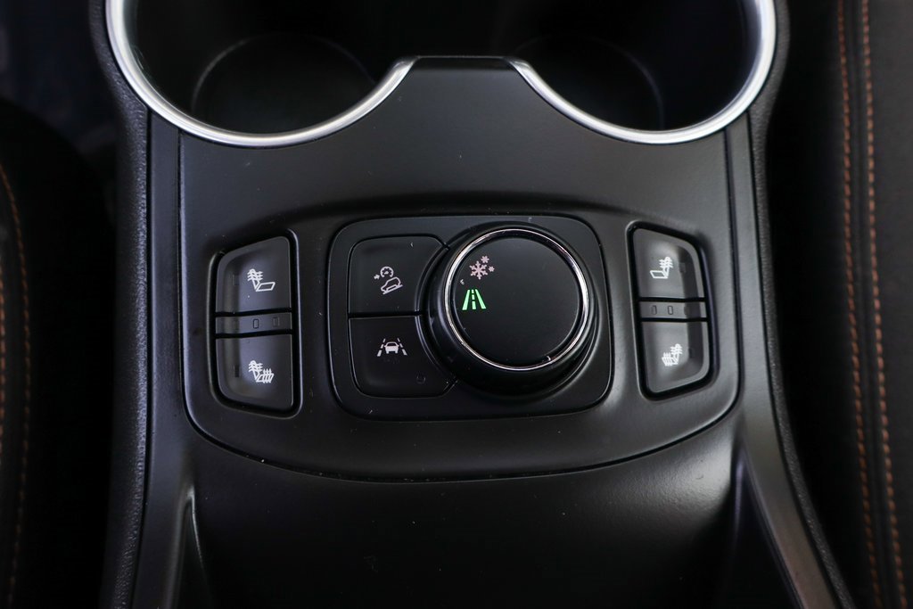 Used 2020 GMC Terrain SLE w/ Driver Convenience Package image 38