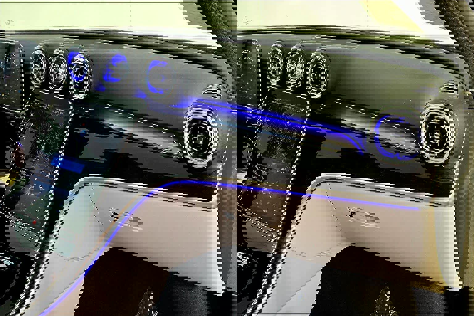 Used 2022 Mercedes-Benz C 300 4MATIC Sedan image 19