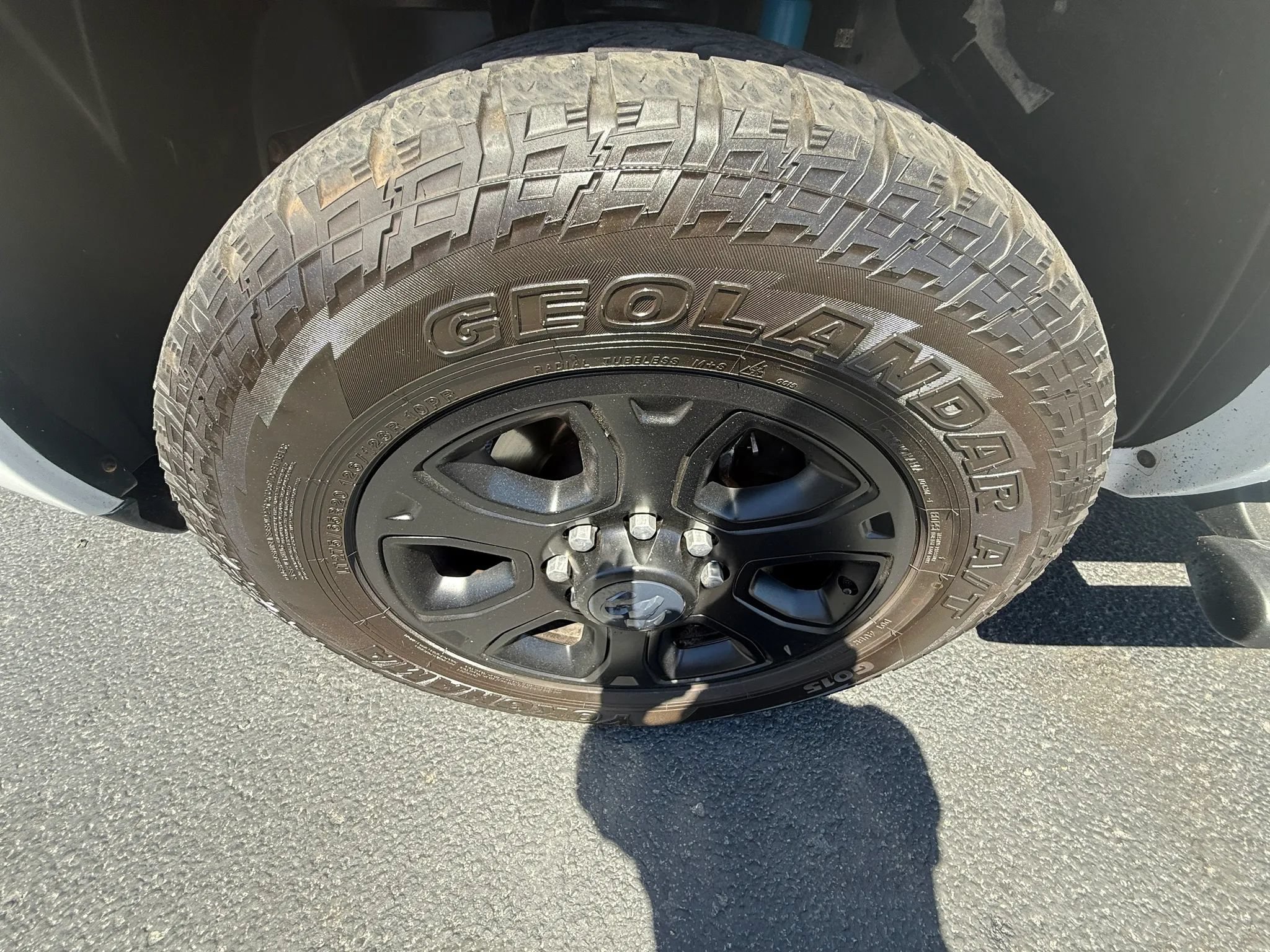 Used 2017 RAM 2500 Big Horn w/ Sport Appearance Group AWD/4WD image 18