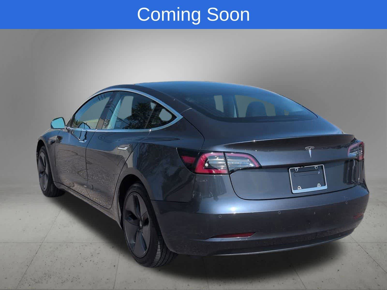 Used 2018 Tesla Model 3 Long Range RWD image 4