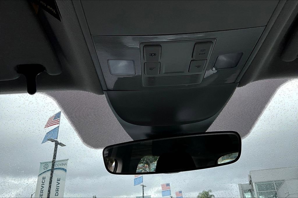 New 2026 Volkswagen Taos S image 14