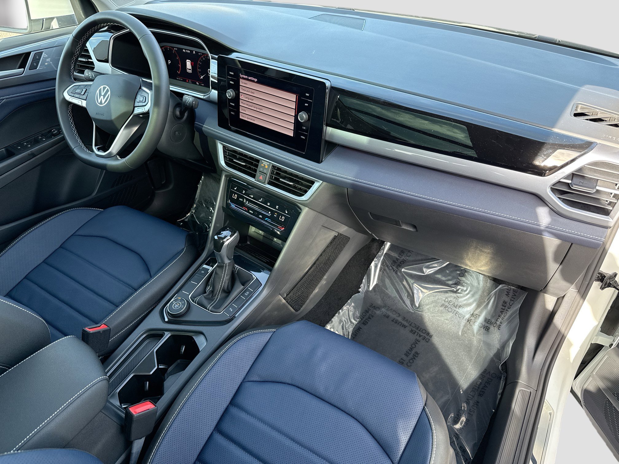 New 2026 Volkswagen Taos SEL AWD/4WD image 13