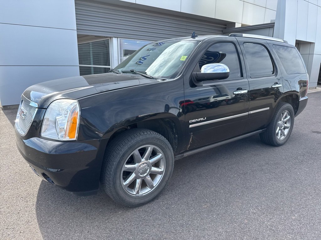 Used 2013 GMC Yukon Denali image 2