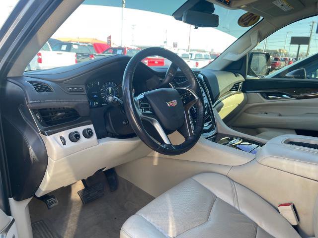 Used 2020 Cadillac Escalade Luxury w/ LPO, Radiant Package image 7