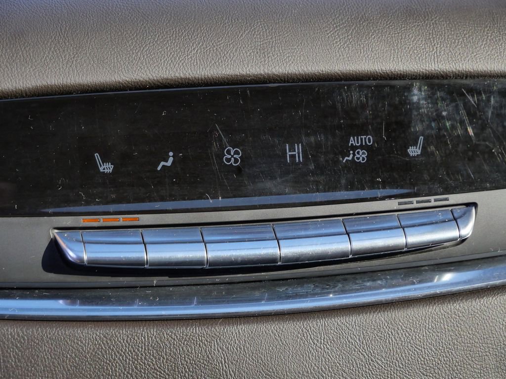 Used 2022 Cadillac Escalade ESV Sport w/ Touring Package image 34