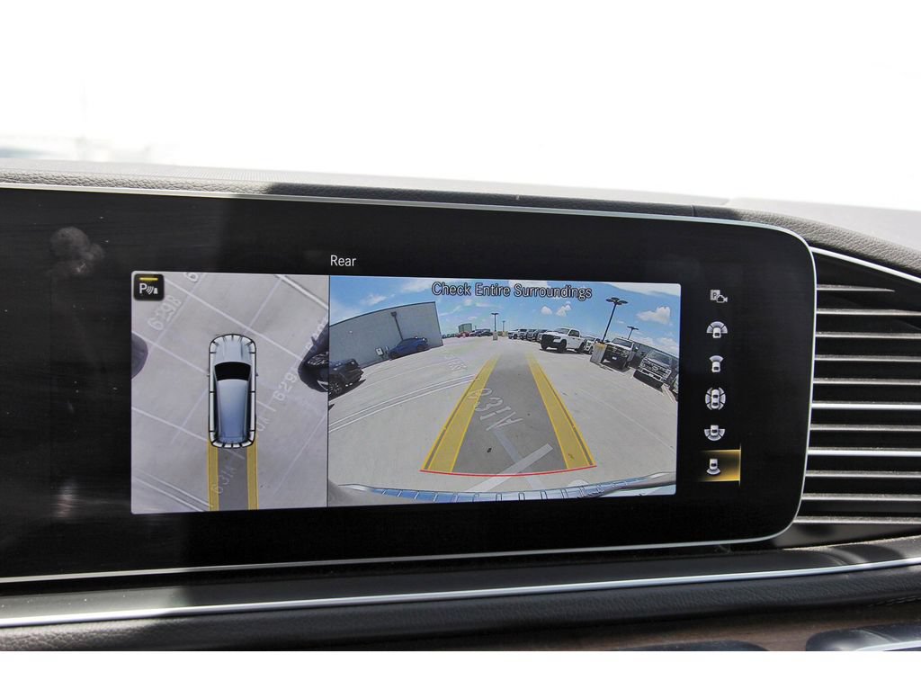 Used 2023 Mercedes-Benz GLS 450 4MATIC image 23