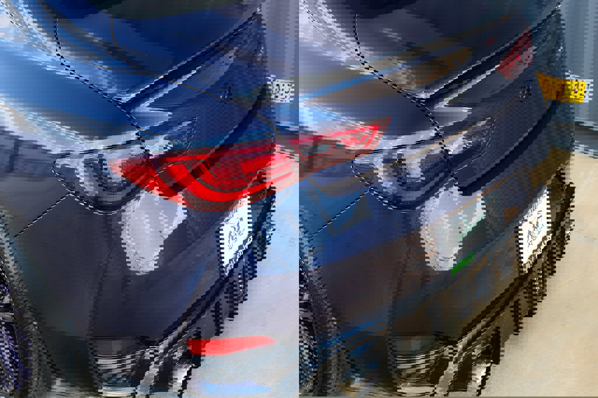 Used 2018 INFINITI Q60 3.0t Luxe w/ Cargo Package image 54