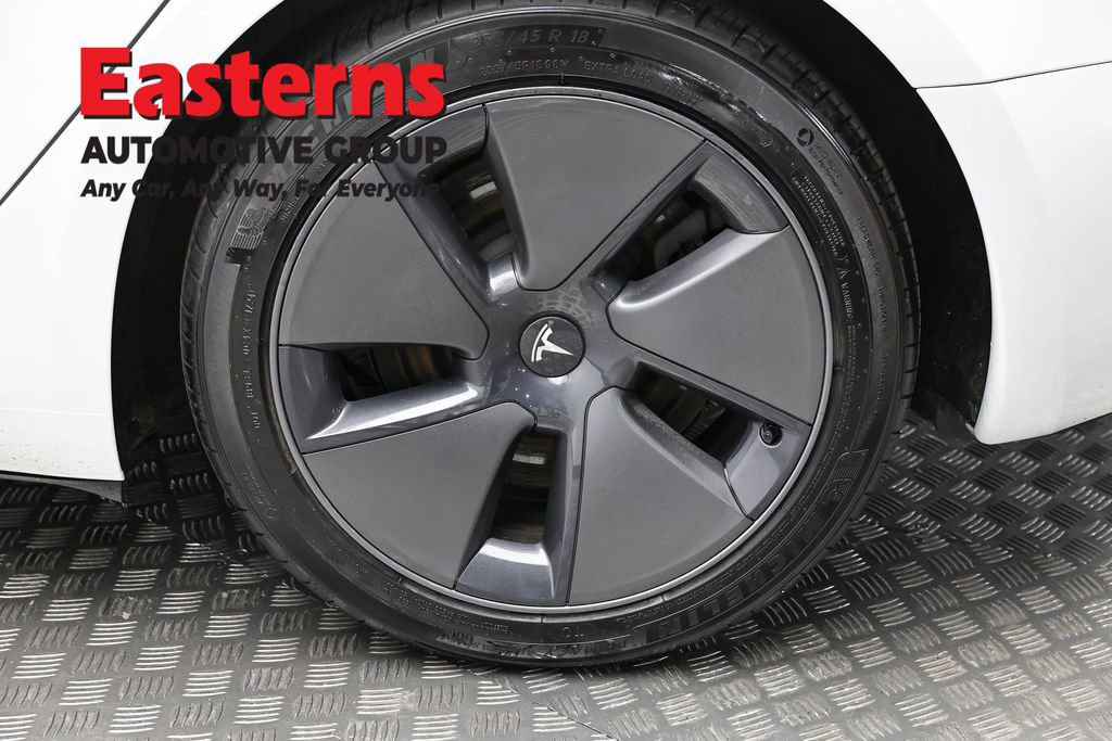 Used 2023 Tesla Model 3 Standard Range RWD image 8