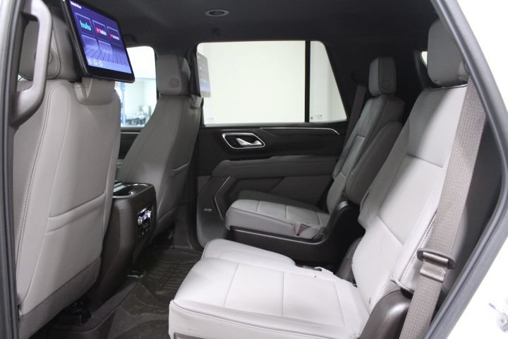 Used 2024 GMC Yukon SLT w/ SLT Luxury Package AWD/4WD image 22