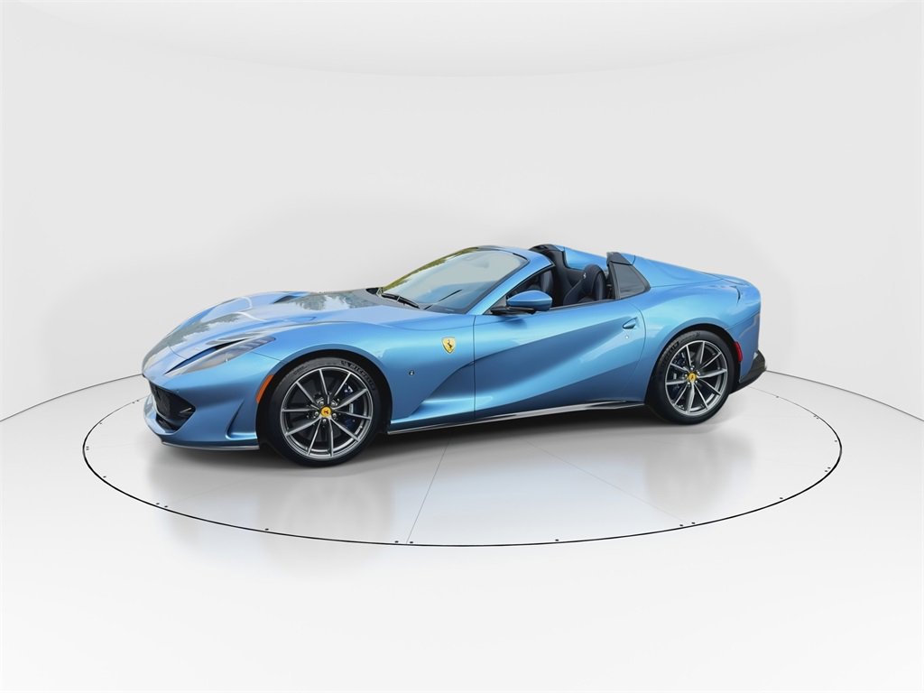 Used 2021 Ferrari 812 GTS image 4