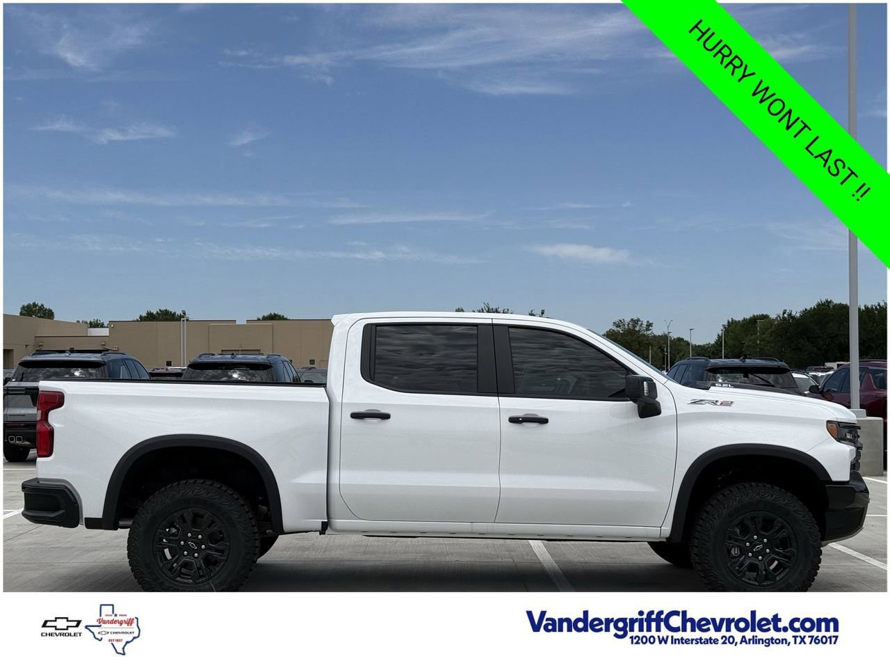 New 2026 Chevrolet Silverado 1500 ZR2 AWD/4WD image 3