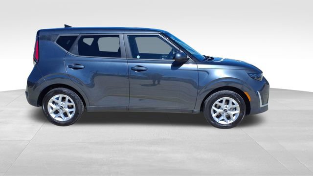 Used 2024 Kia Soul LX w/ Option Group 015 image 9