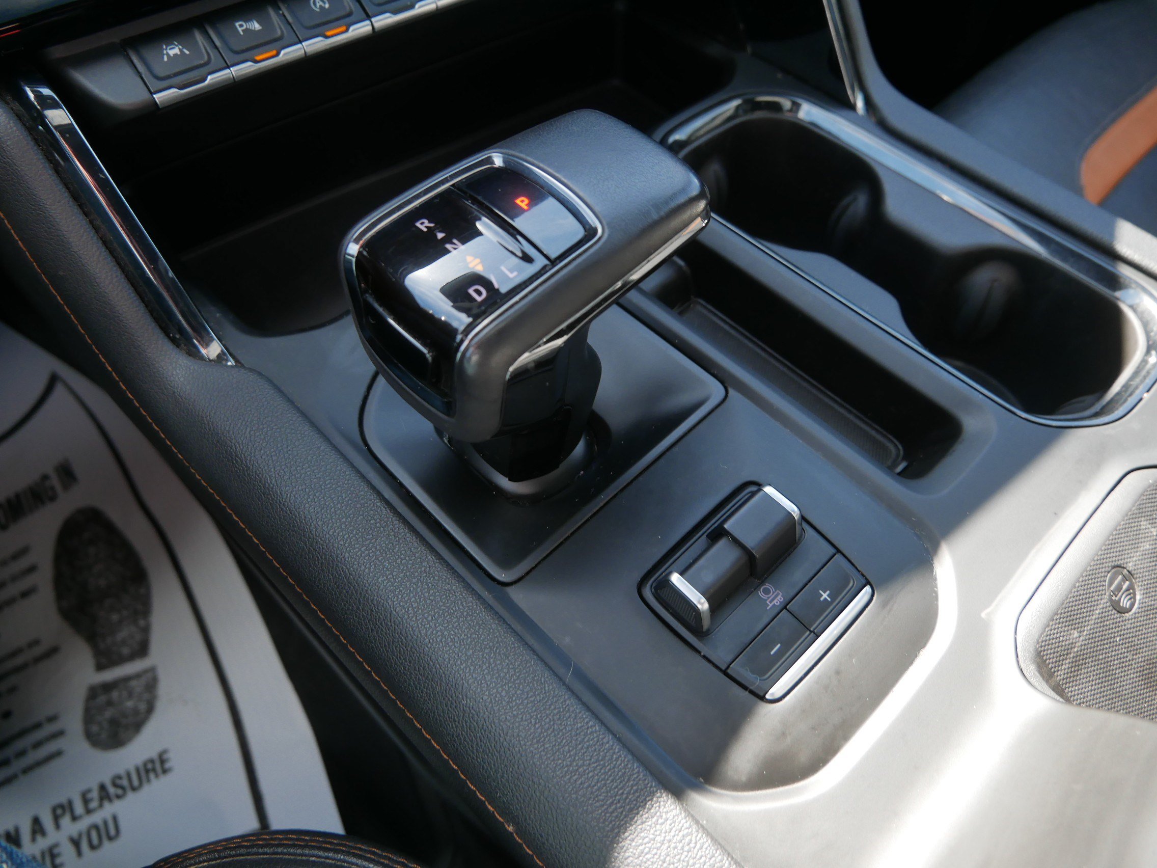 Used 2022 GMC Sierra 1500 AT4 w/ AT4 Premium Package AWD/4WD image 31
