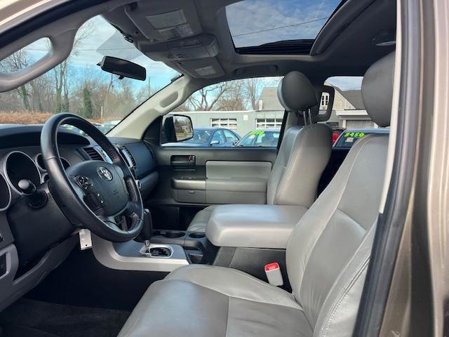 Used 2013 Toyota Sequoia SR5 image 5