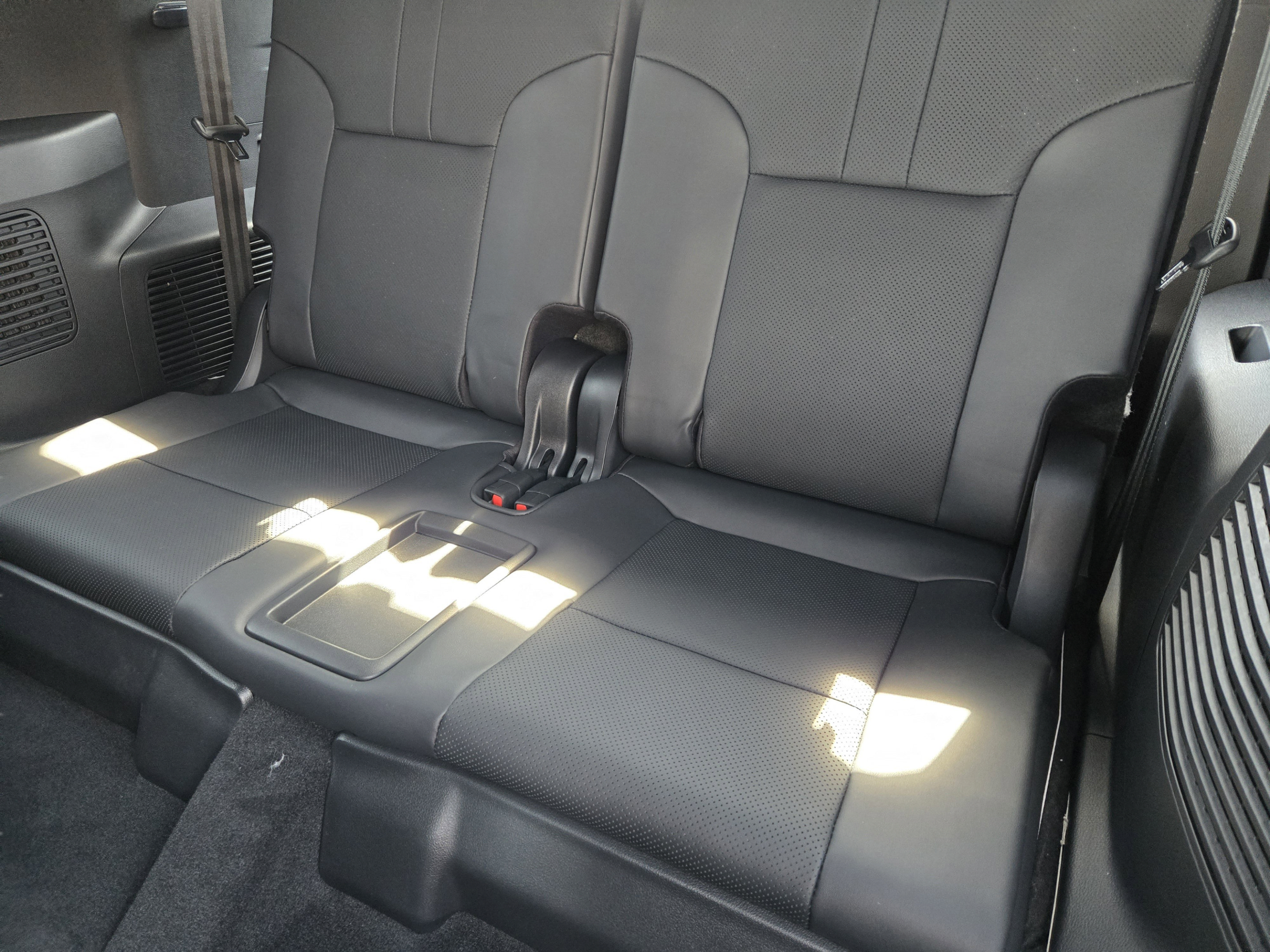 New 2026 Lexus LX 700h Luxury w/ Appearance Package AWD/4WD image 18