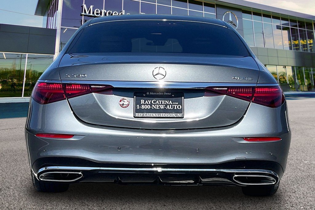 Used 2025 Mercedes-Benz S 580 4MATIC Sedan image 4