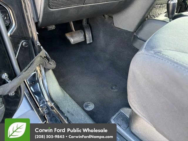 Used 2018 Jeep Wrangler Sport AWD/4WD image 25
