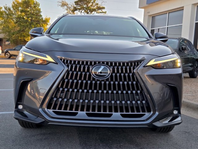Used 2025 Lexus NX 350 AWD w/ Premium Package image 8