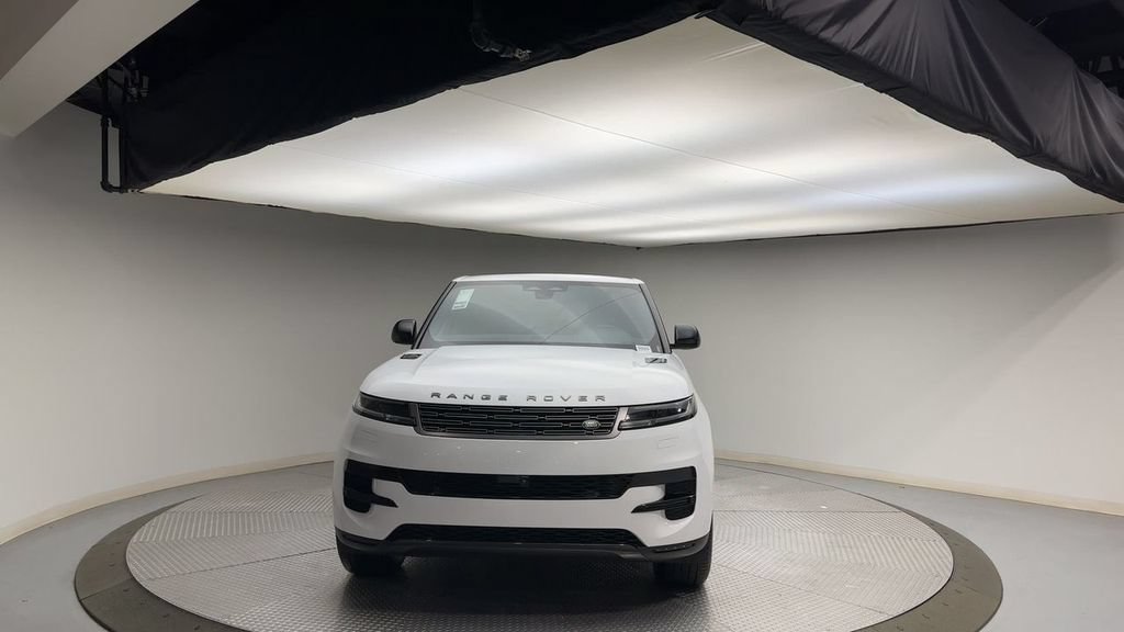 Certified 2025 Land Rover Range Rover Sport SE AWD/4WD image 3