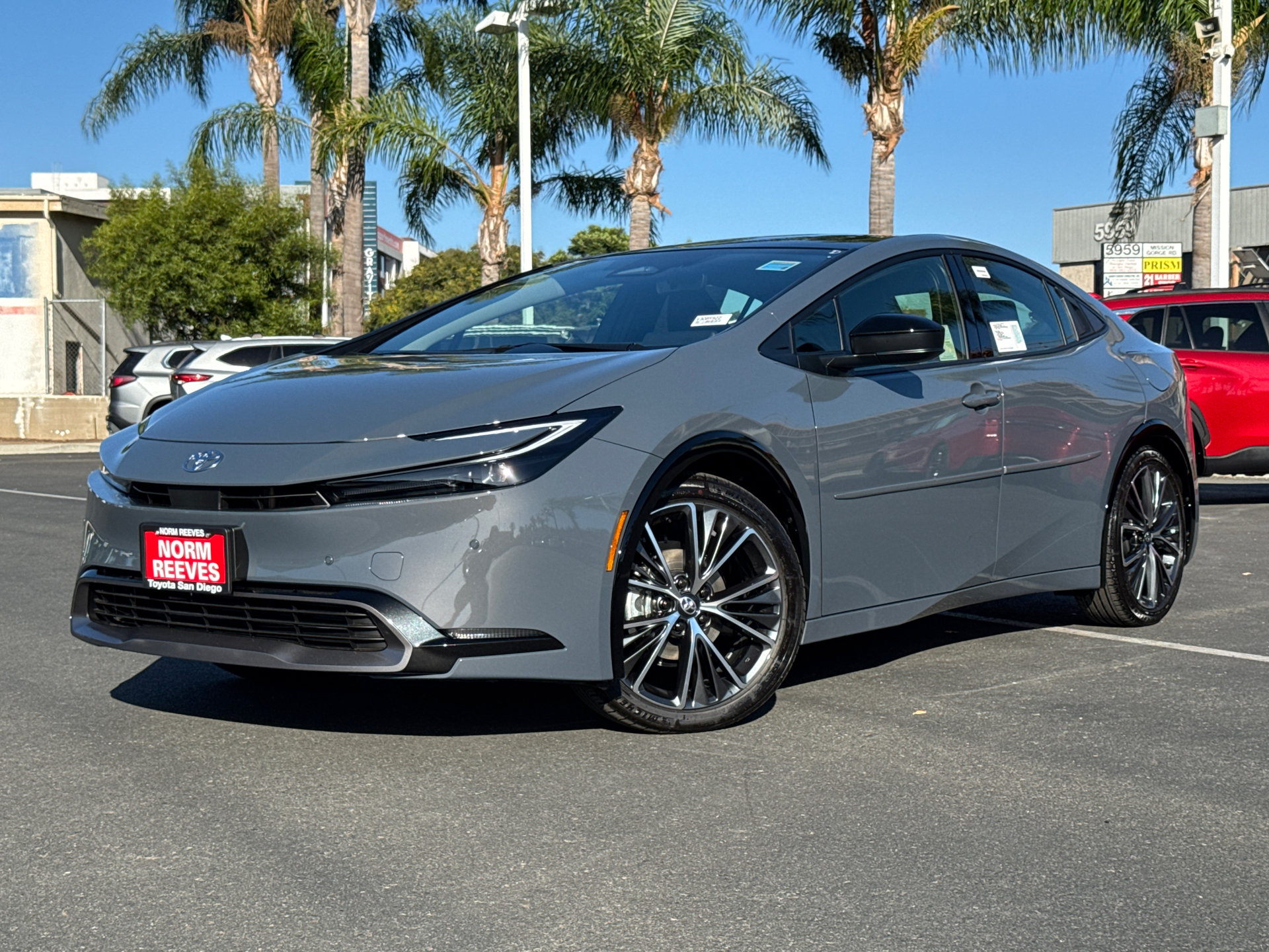 New 2027 Toyota Prius XLE FWD image 2