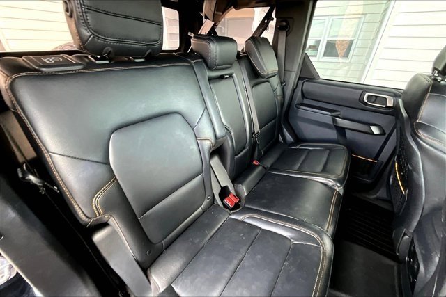 Used 2024 Ford Bronco Badlands image 25
