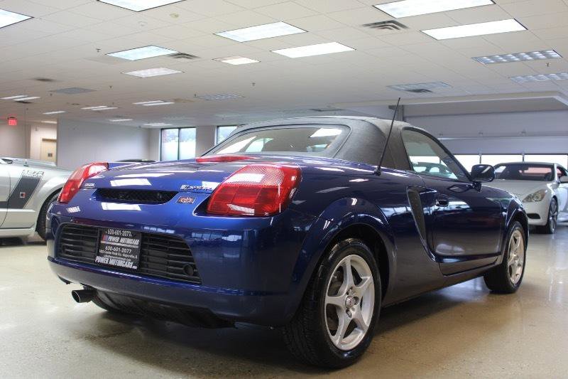 Used 2001 Toyota MR2 RWD image 5