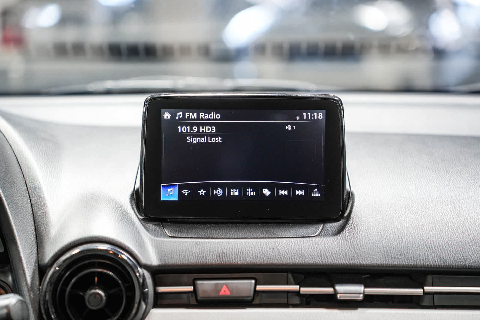 Certified 2019 Toyota Yaris L FWD image 15