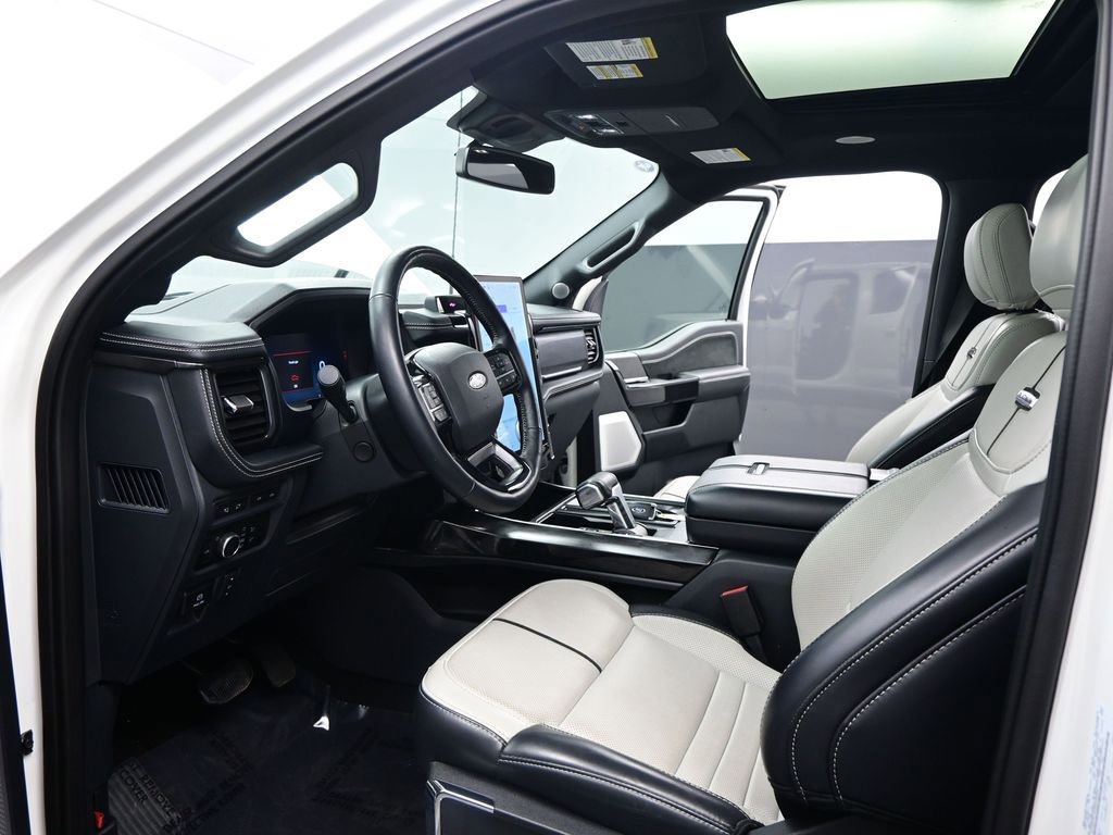Used 2024 Ford F150 Lightning Platinum AWD/4WD image 8