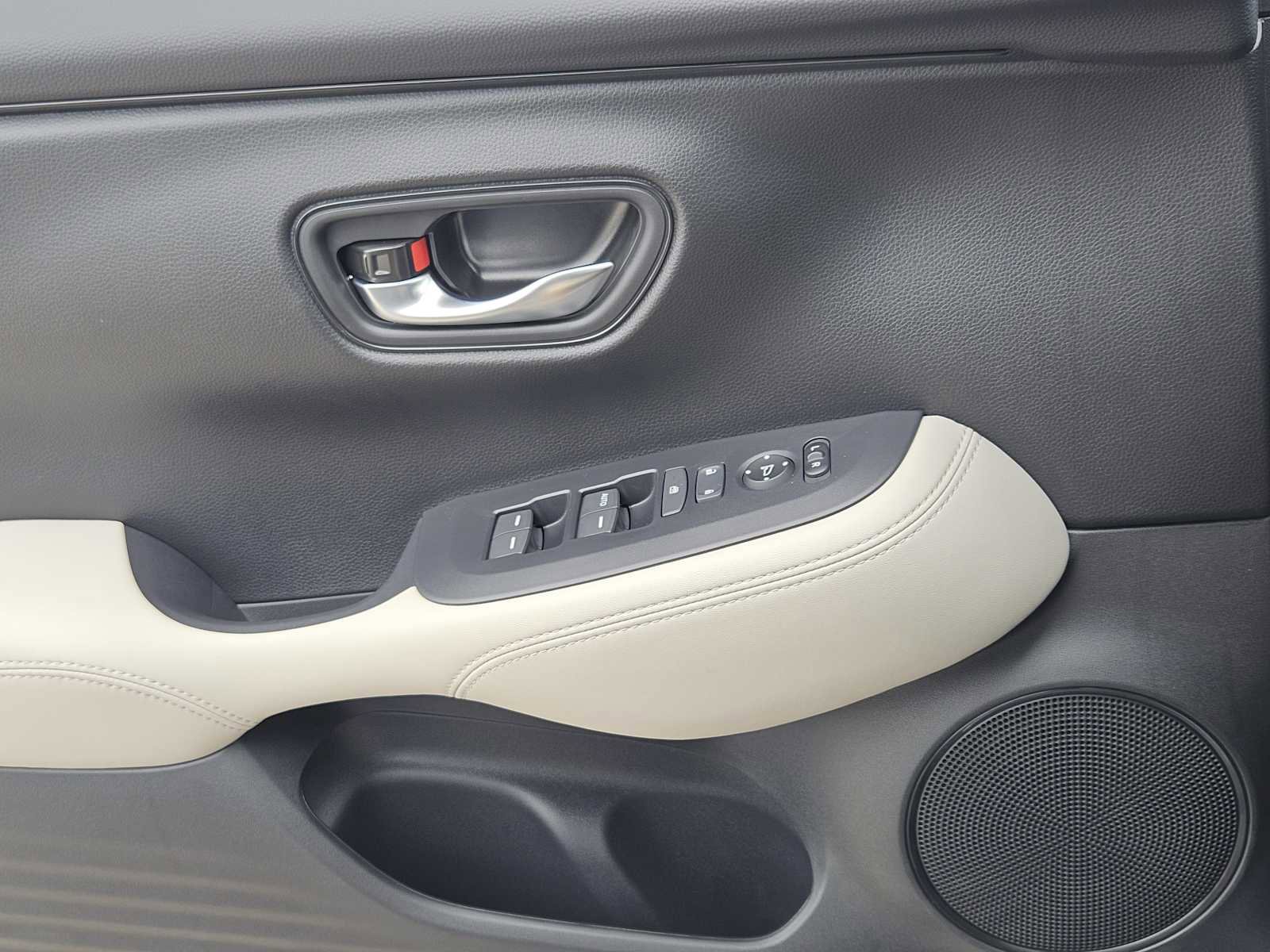 New 2026 Honda HR-V LX image 19