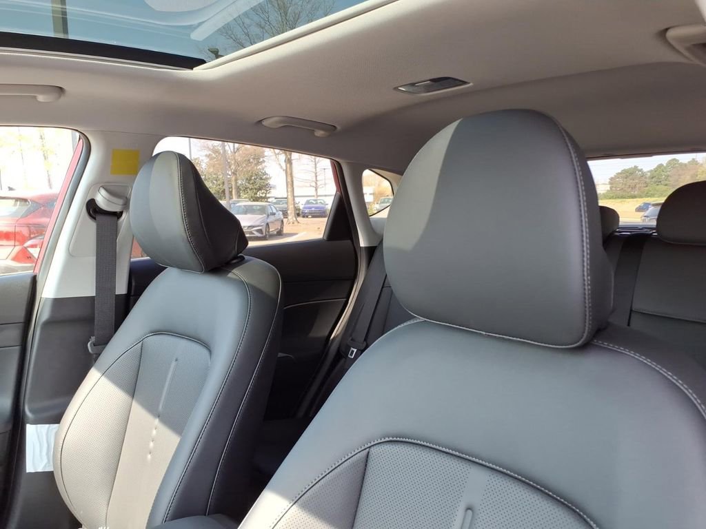 New 2026 Hyundai Kona Limited FWD image 16