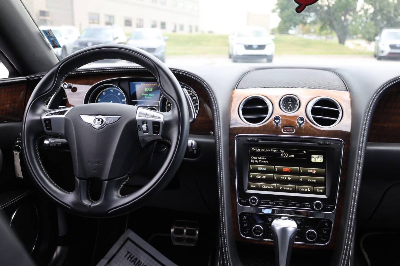 Used 2017 Bentley Flying Spur S V8 AWD/4WD image 18