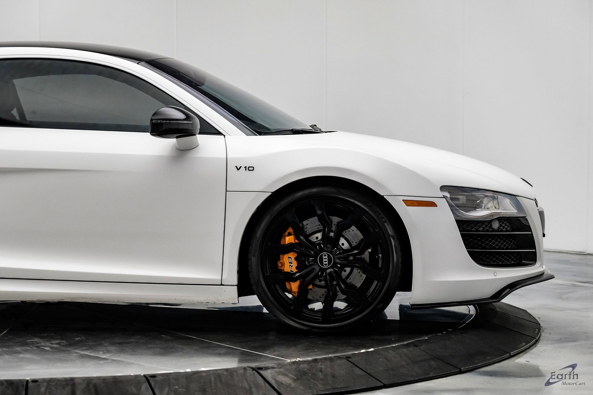 Used 2010 Audi R8 V10 image 28