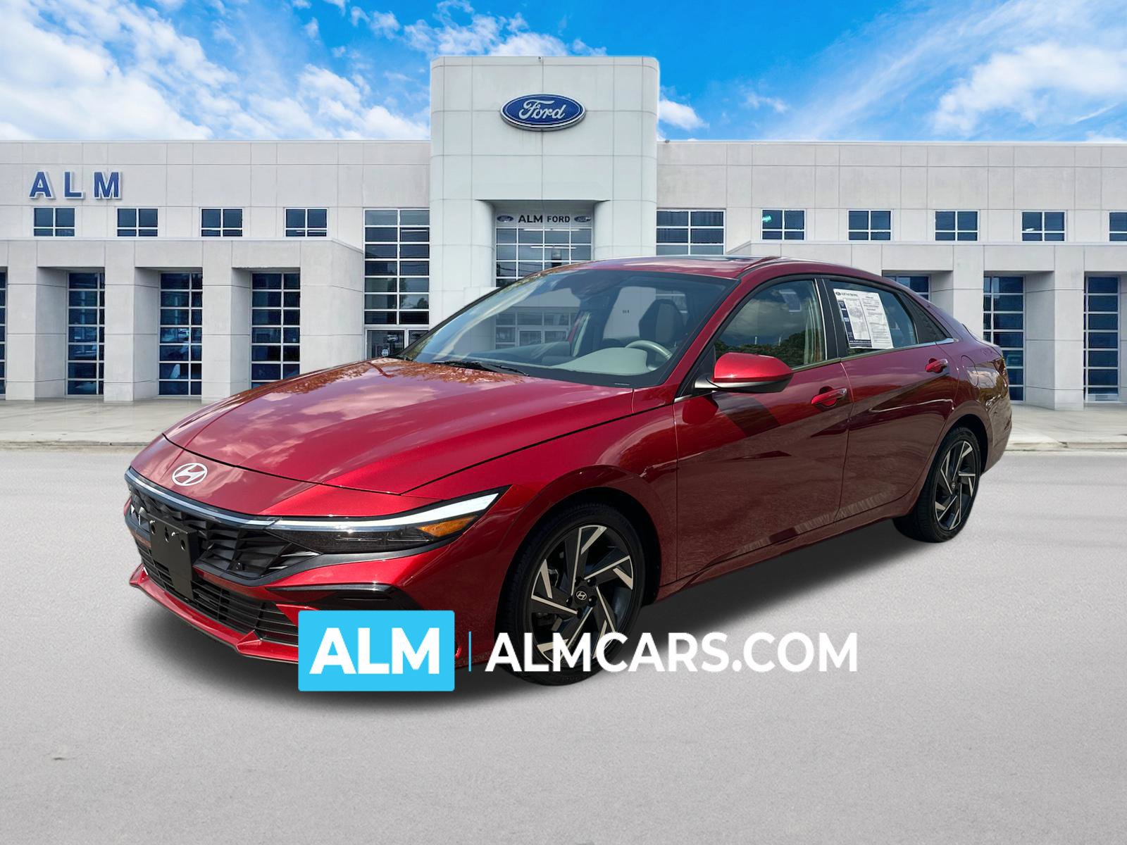 Used 2025 Hyundai Elantra SEL FWD image 1