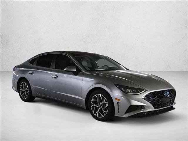 Used 2022 Hyundai Sonata SEL w/ Convenience Package FWD image 3