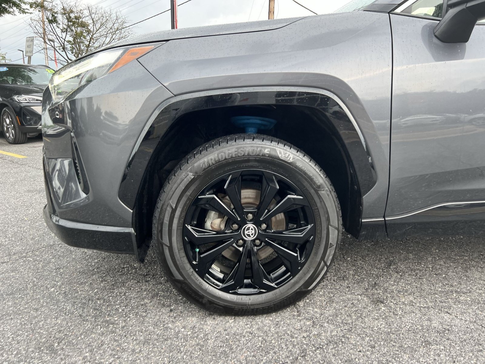 Used 2022 Toyota RAV4 SE w/ Convenience Package AWD/4WD image 12