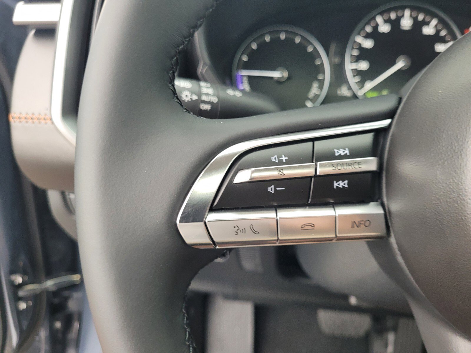 New 2025 MAZDA CX-50 AWD 2.5 Hybrid w/ Weather Package image 31